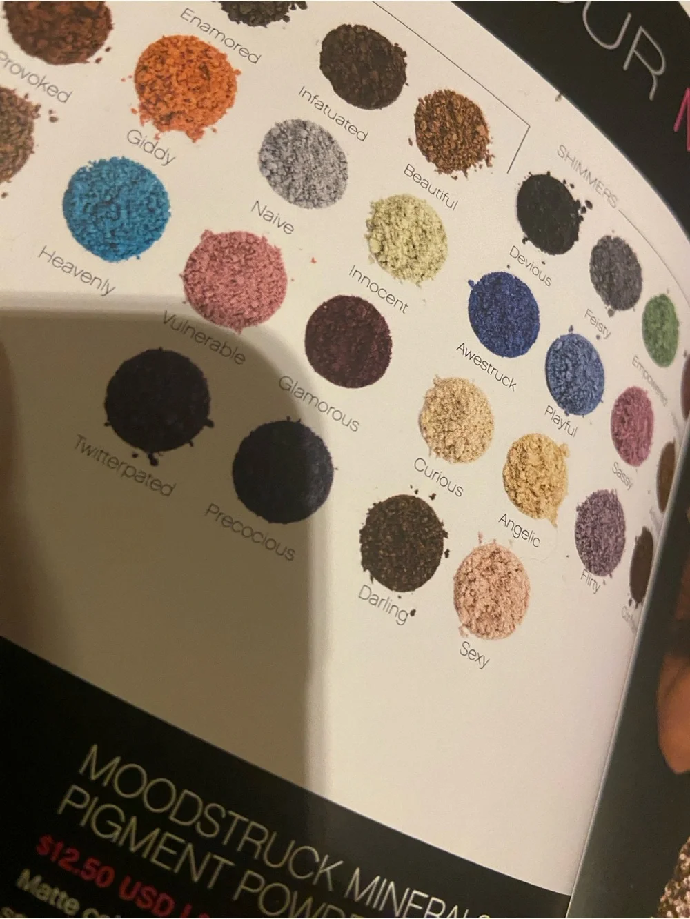 Glamorous Eyeshadow Pots - Younique